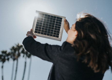¿Cómo funciona un panel solar?