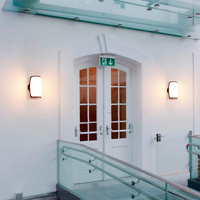 LÁMPARA DE EXTERIOR ALEXA LED BLACK LUZ CÁLIDA