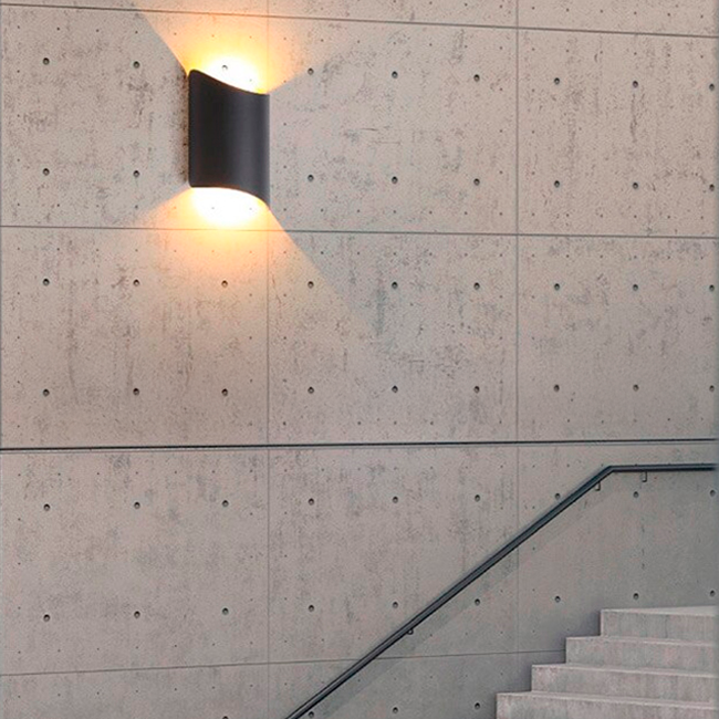 LÁMPARA DE EXTERIOR ISABEL BLACK LED 5W LUZ CÁLIDA