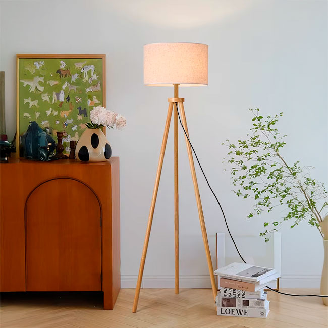 LÁMPARA DE PIE TRÍPODE OSLO NORDIC WOOD NATURAL - SIN FOCO