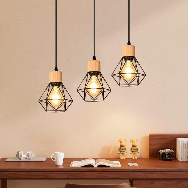 LÁMPARA COLGANTE TIPO JAULA TRIO MARINA BLACK AND WOOD + FOCO LED TIPO PERA A60 FILAMENTO TRANSP 4W 2700K LUZ CÁLIDA ILUMINA