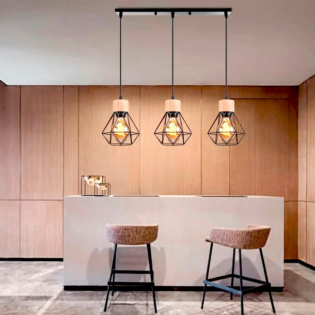 LÁMPARA COLGANTE TIPO JAULA TRIO MARINA BLACK AND WOOD + FOCO LED TIPO PERA A60 FILAMENTO TRANSP 4W 2700K LUZ CÁLIDA ILUMINA