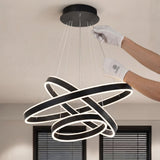 Ajuste de la inclinación de los anillos LED para crear formas asimétricas