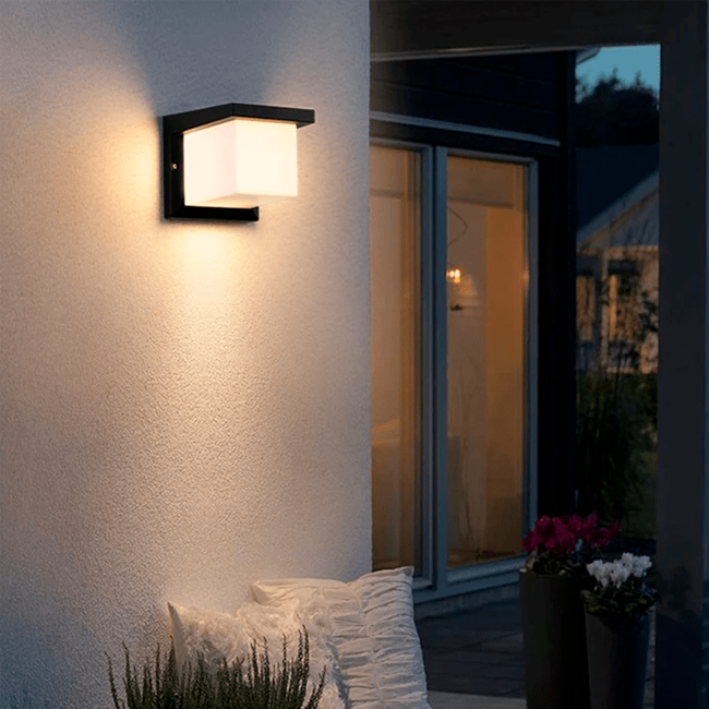 LÁMPARA DE EXTERIOR NOREL BLACK LED 10W LUZ CÁLIDA