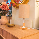 LÁMPARA DE MESA LINEAL HELENA + FOCO LED 12W LUZ CÁLIDA