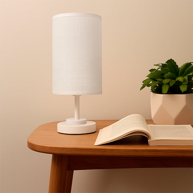 LÁMPARA DE MESA LINEAL ANGELA + FOCO LED TRANSPARENTE A60 4W LUZ CÁLIDA