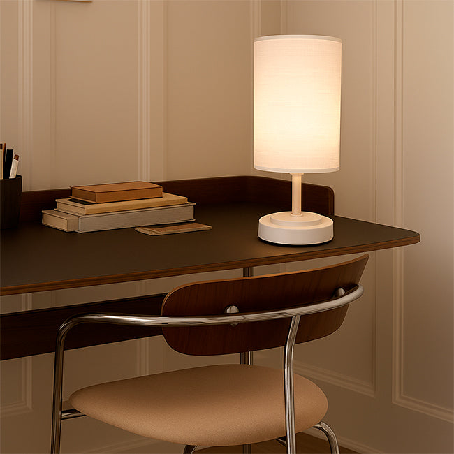 LÁMPARA DE MESA LINEAL ANGELA + FOCO LED TRANSPARENTE A60 4W LUZ CÁLIDA