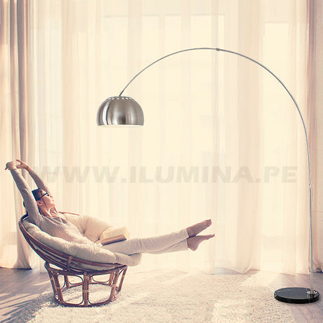 LÁMPARA DE PIE ARCO LUANA BLACK LED + MÁRMOL