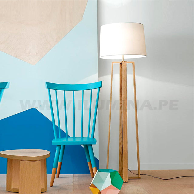 LÁMPARA DE PIE ANTONIA WOOD NATURAL LED + FOCO LED 12W OSRAM LUZ CÁLIDA E27