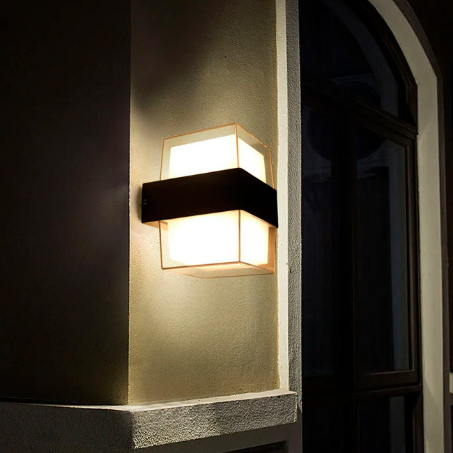 LÁMPARA DE EXTERIOR PAOLA LED BLACK 10W LUZ CÁLIDA