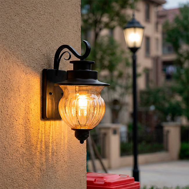LÁMPARA DE EXTERIOR MILAN BLACK LED 12W LUZ CÁLIDA