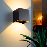 LÁMPARA DE EXTERIOR CUBE LED BLACK 6W LUZ CÁLIDA