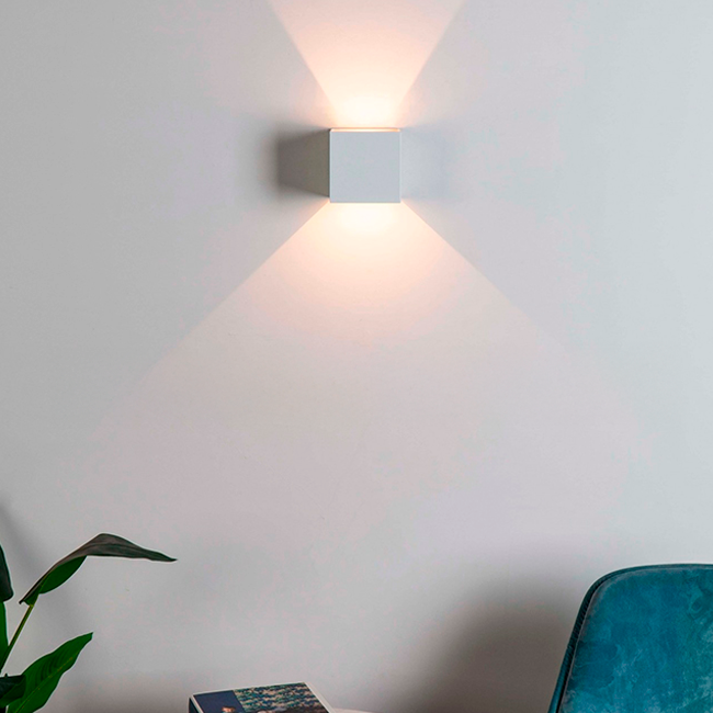 LÁMPARA DE EXTERIOR CUBE LED WHITE 6W LUZ CÁLIDA