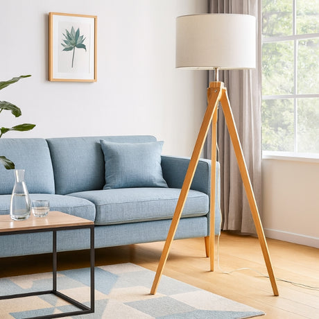 LÁMPARA DE PIE TRÍPODE DE MADERA NÓRDICA CARIDADE + PANTALLA DECORATIVA PARA LÁMPARA 40DIAM 25ALT TOCUYO HUACHA IMPORTADA