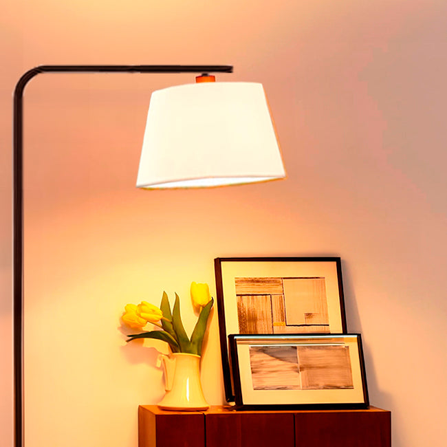 LÁMPARA DE PIE DAMARIS BLACK LED - SIN FOCO