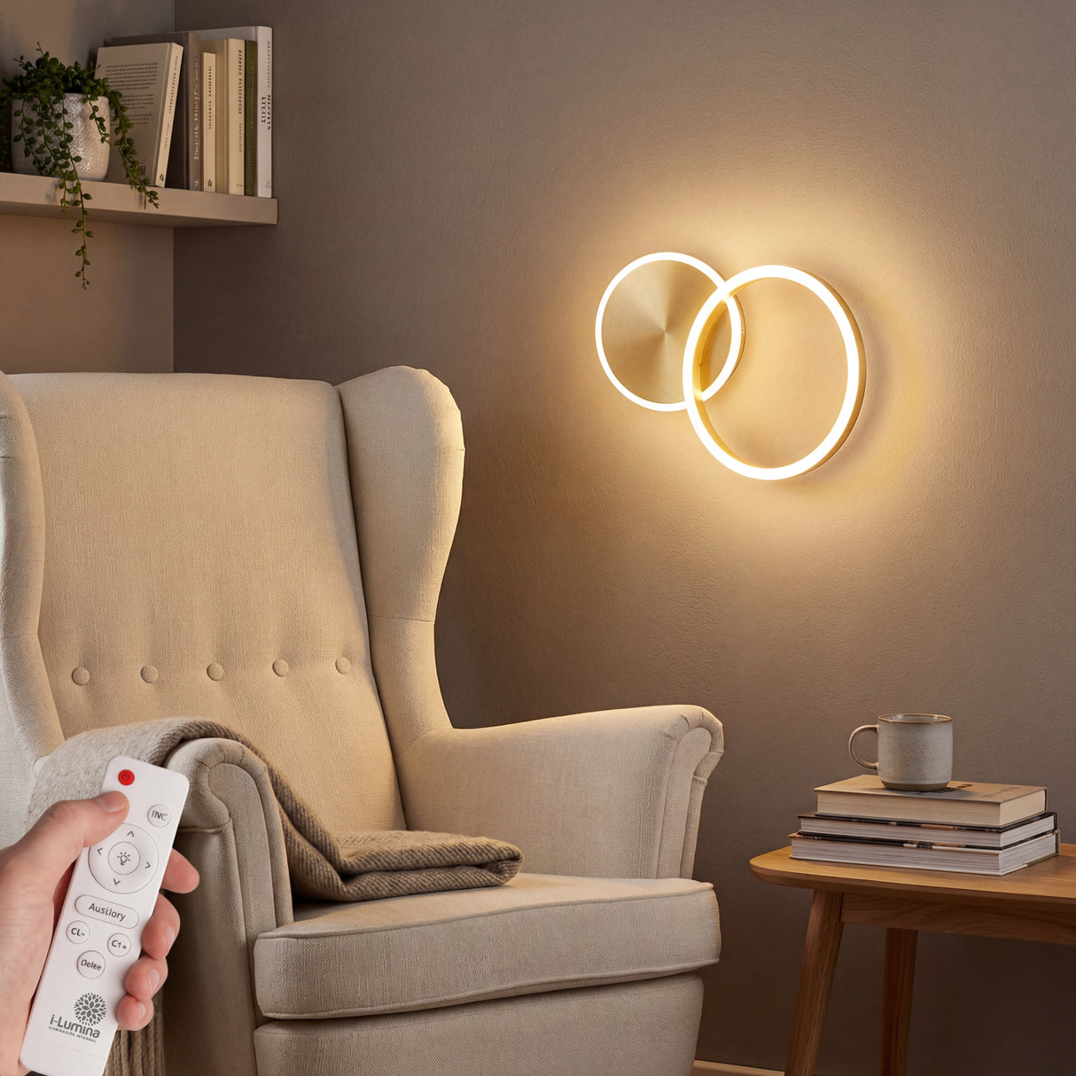 Aplique de pared LED para zona de lectura con luz cálida y diseño elegante i-Lumina.