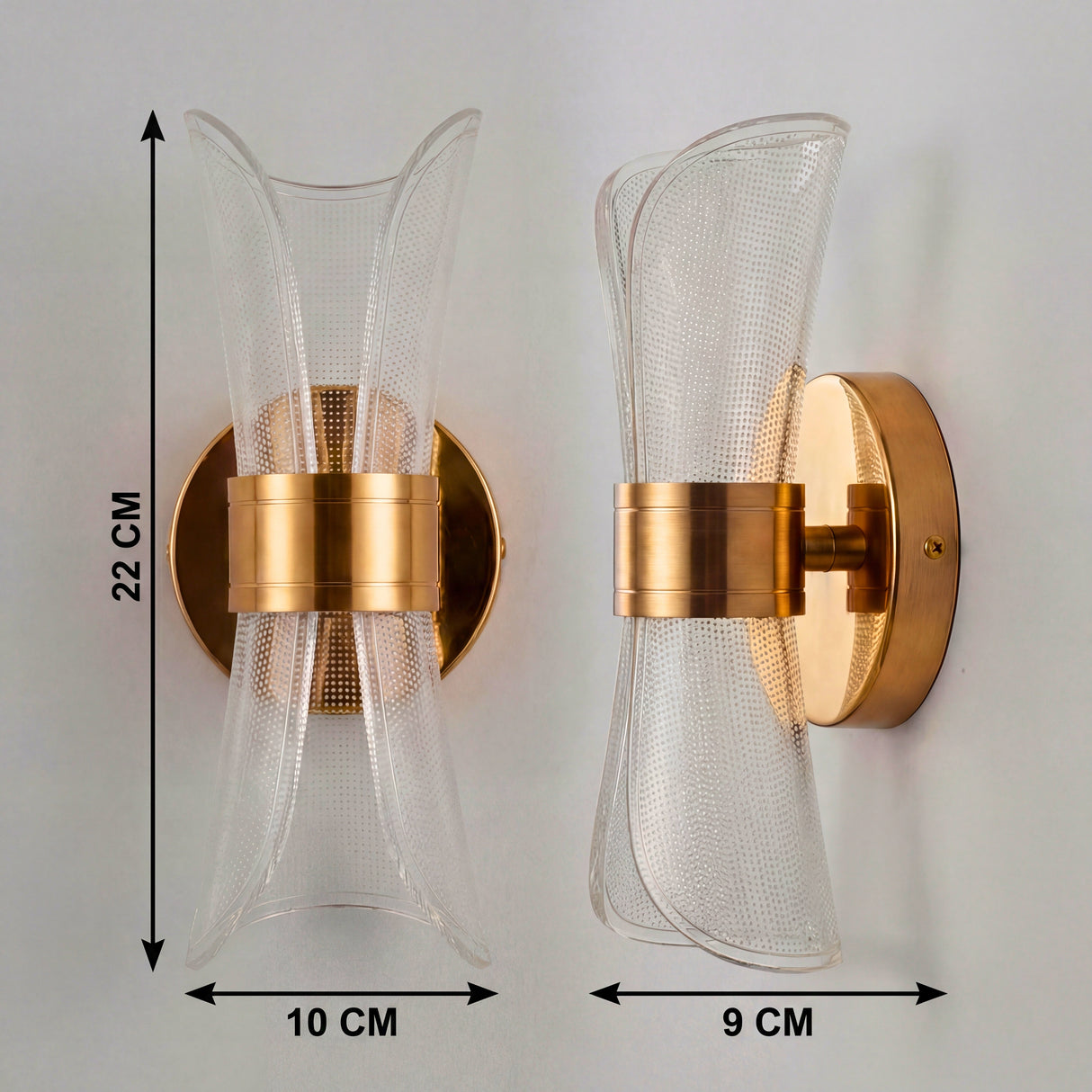 Infografia con las medidas de la lampara Galaxy Gold: 19 cm de alto y 12 cm de ancho.

Titulo: Pareja de lamparas Galaxy Gold en espejo vestidor | i-Lumina