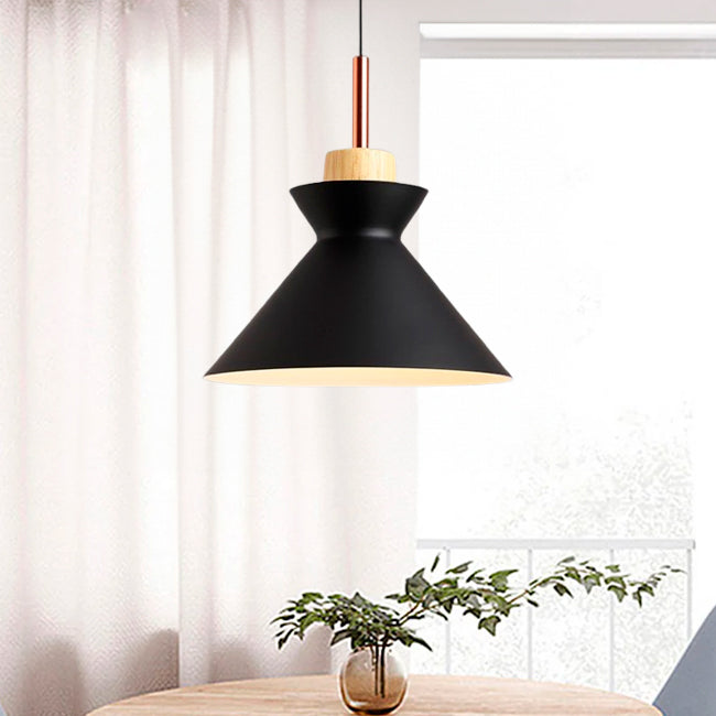 LÁMPARA COLGANTE CAMPANA DE ALUMINIO LUISA BLACK AND WOOD / SIN FOCO