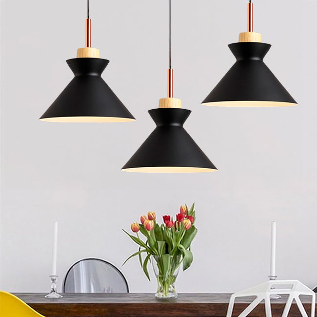 LÁMPARA COLGANTE CAMPANA DE ALUMINIO LUISA BLACK AND WOOD / SIN FOCO