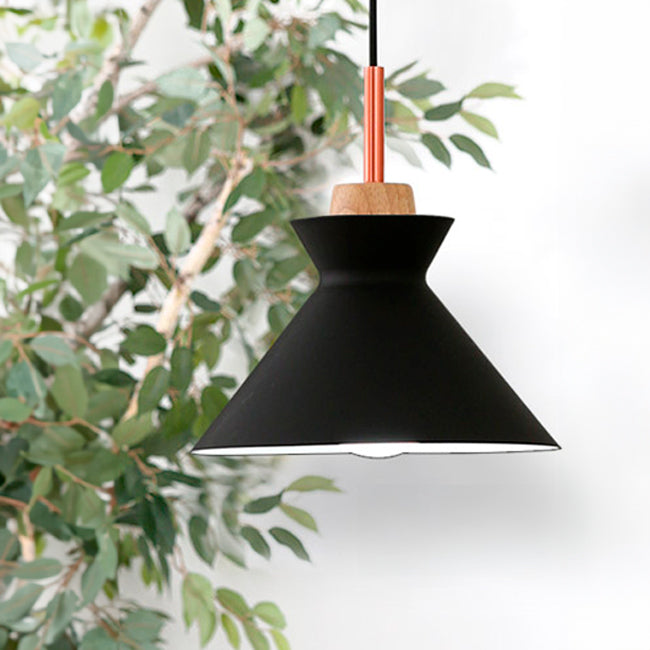 LÁMPARA COLGANTE CAMPANA DE ALUMINIO LUISA BLACK AND WOOD / SIN FOCO