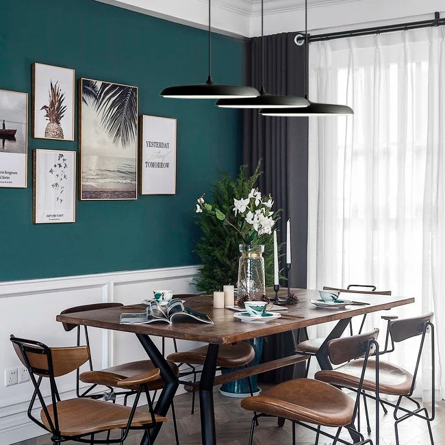 LÁMPARA COLGANTE CAMPANA UFO DE ALUMINIO ROXY BLACK LED