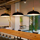 LÁMPARA COLGANTE DE ALUMINIO CELESTINA BLACK + FOCO LED ESFERA G95 12W LUZ CÁLIDA