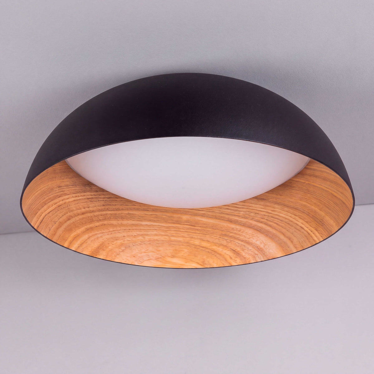 LÁMPARA DE TECHO LED TECA BLACK WOOD + CONTROL REMOTO