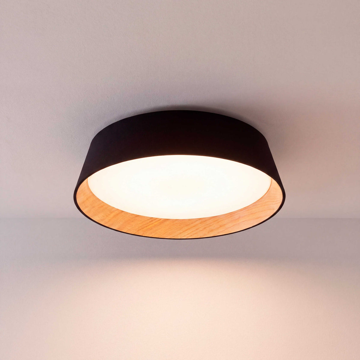 LÁMPARA DE TECHO LED NÓRDICA LINNEA BLACK WOOD + CONTROL REMOTO