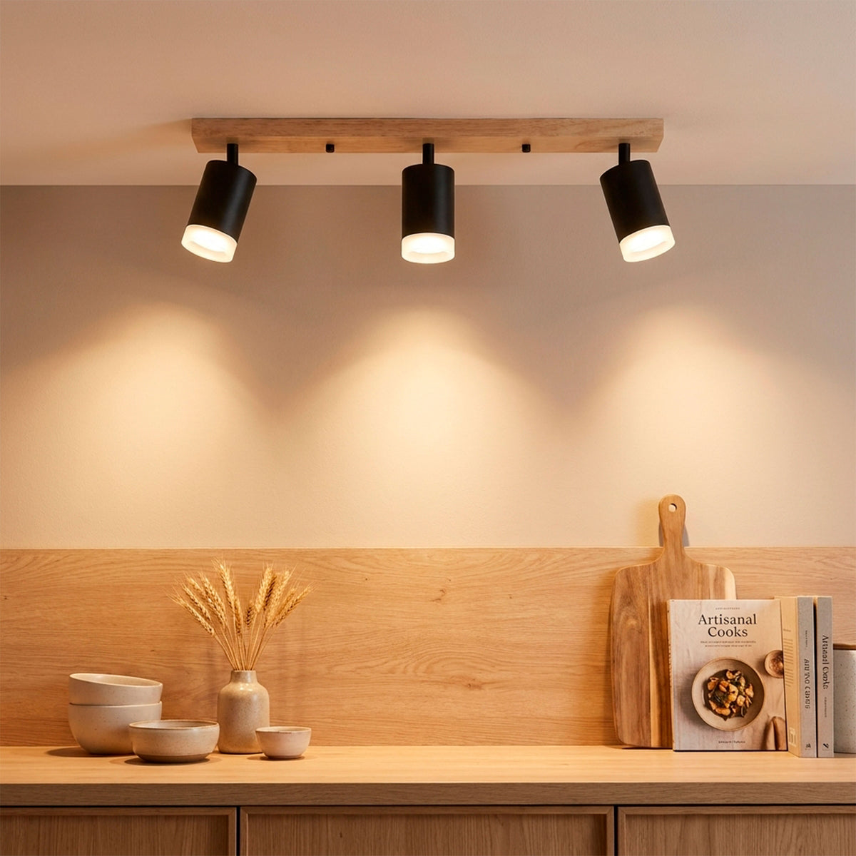 Proyección simétrica de luz directa sobre superficie vertical en ambiente contemporáneo.