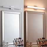 Comparativa de luz blanca fría y cálida en el aplique Julieta para maquillaje y relax.