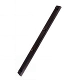 Base de techo rectangular slim en acabado negro mate para tres lámparas colgantes.