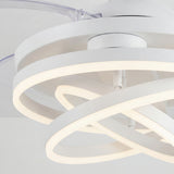 Primer plano de los aros LED blancos entrelazados con difusor de luz de alta transmitancia.