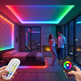 Entorno de vida moderno con luces LED RGB que crean un ambiente cálido y acogedor en el dormitorio.