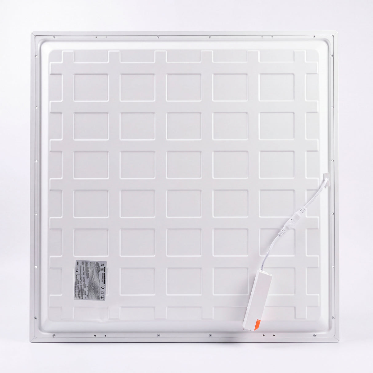 Detalle plano posterior de la luminaria que muestra la matriz de distribución y el módulo de alimentación eléctrica.