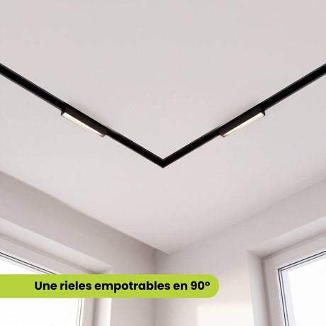 Esquinero 90° uniendo dos rieles magnéticos empotrables en techo, no conduce energía