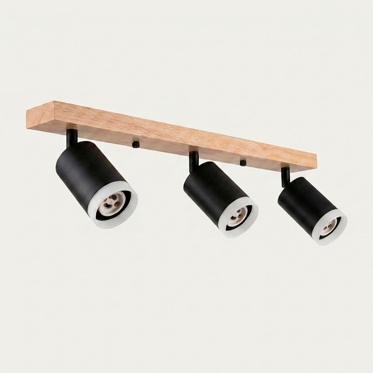 Muestra de catálogo e-commerce de regleta de madera con tres proyectores direccionables negros.