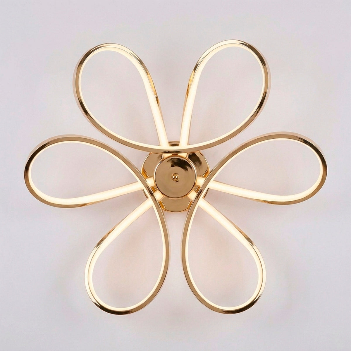 Estructura concéntrica de sobreponer en acabado dorado brillante para iluminación técnica decorativa.