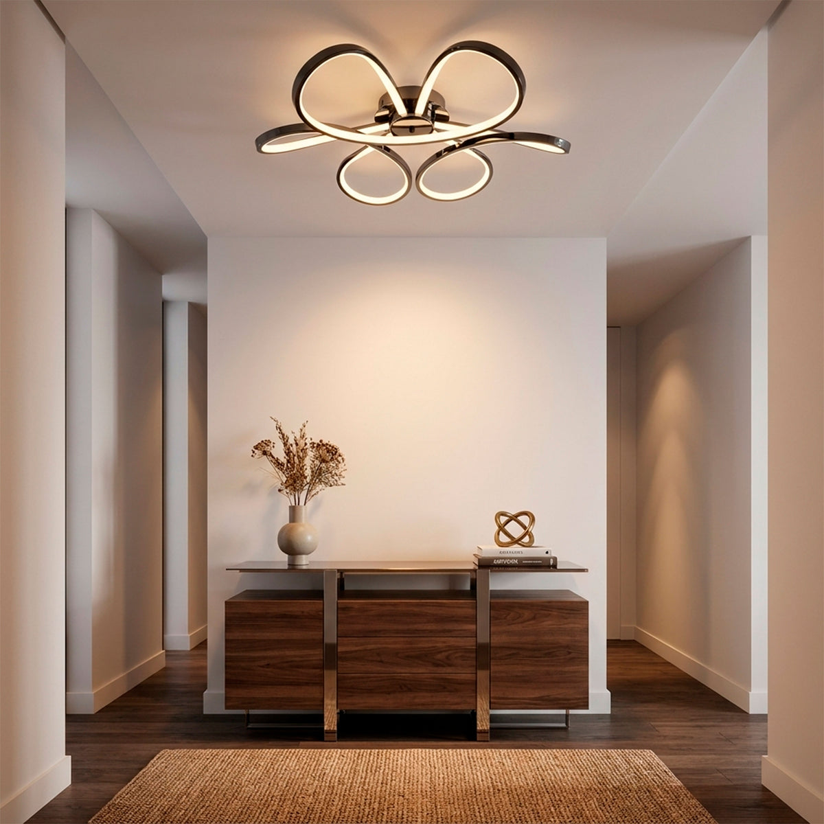 Puntos de luz de acento direccionados a zonas de tránsito en espacios de diseño minimalista.