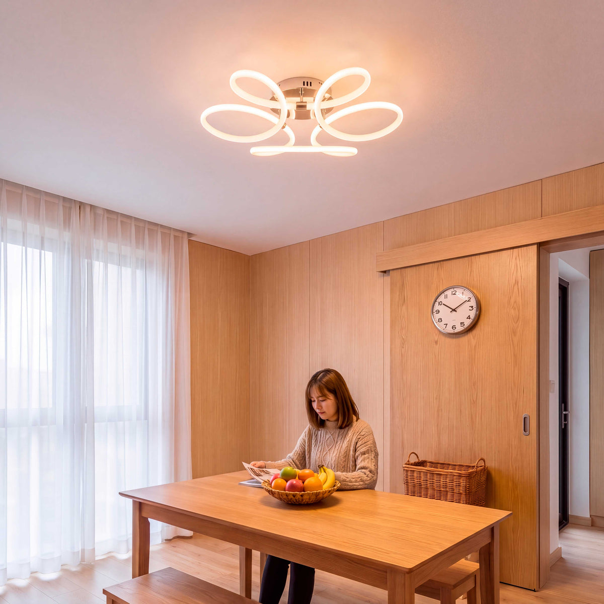 Distribución de luz cálida de sobreponer para proyectos de interiorismo en zonas de convivencia.