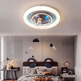 Lámpara Astro instalada en dormitorio con temática de nubes y diseño minimalista.