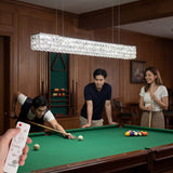 Iluminación cenital técnica sobre mesa de juego para evitar sombras y reflejos.