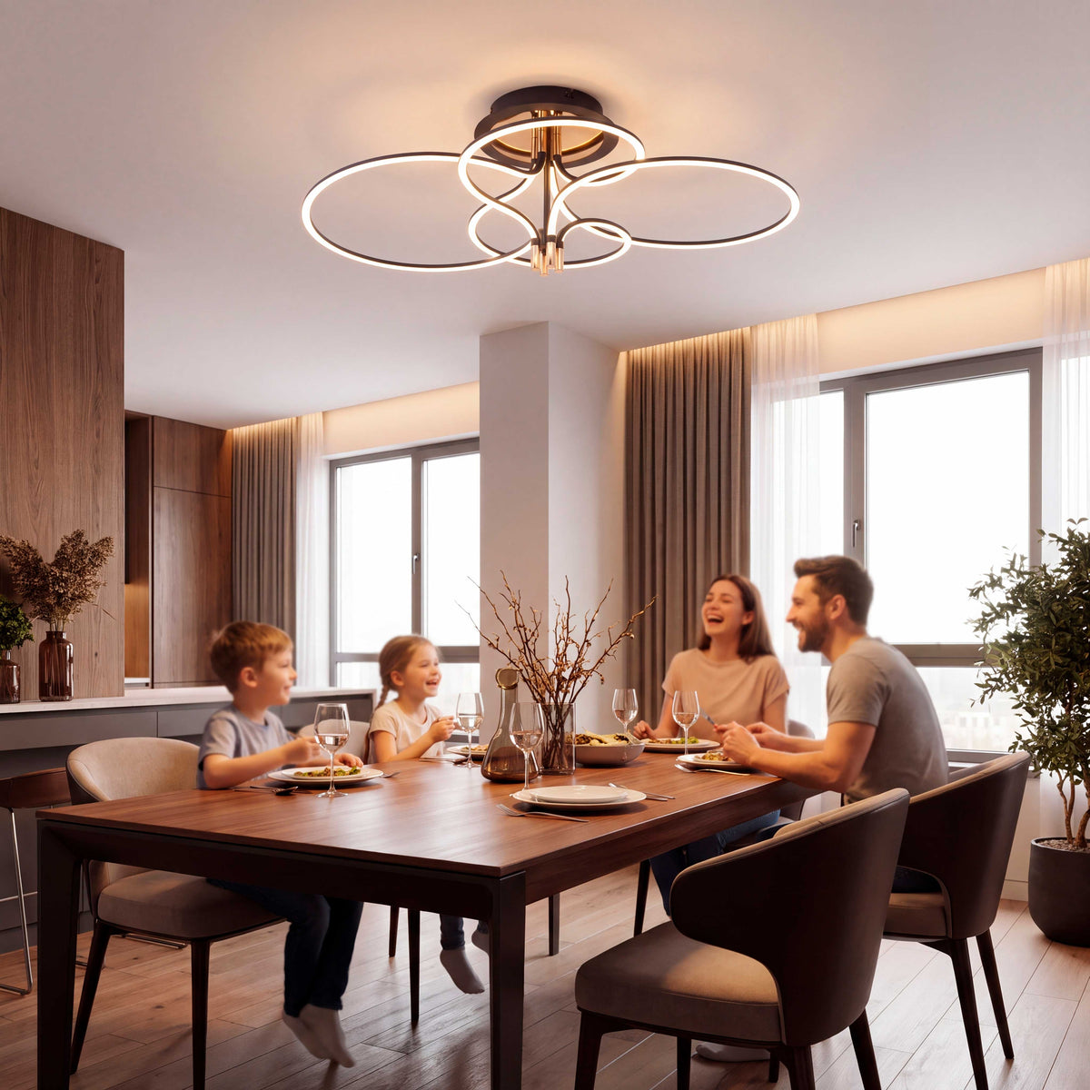 Plafón de diseño céntrico para comedor que optimiza la iluminación técnica en reuniones y cenas.