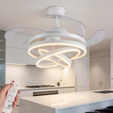 Lámpara de anillos LED sobre isla de cocina proporcionando aire fresco y luz clara.