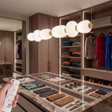 Lampara colgante de lujo para walk-in closet o vestidor con diseño de esferas