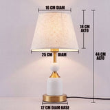Dimensiones de la lámpara de mesa Alba: 44 cm de alto total