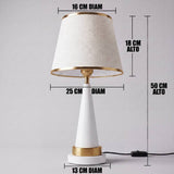 Dimensiones de la lámpara de mesa AURELIA WHITE AND GOLD con pantalla bouclé