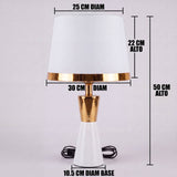 Dimensiones de la lámpara de mesa CLEO GOLD blanca: 50 cm de alto y pantalla de 30 cm