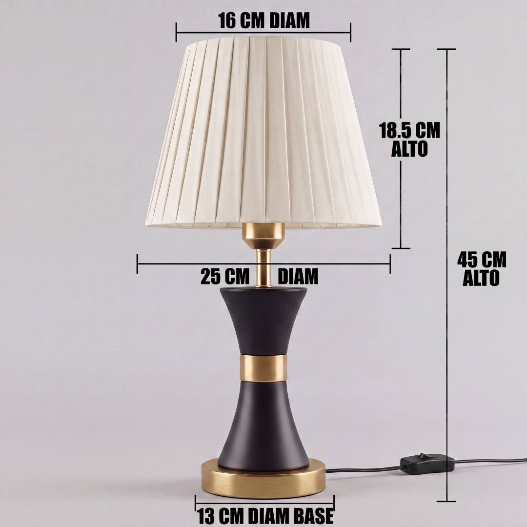 Dimensiones de la lámpara de mesa Coco: 45 cm de alto total