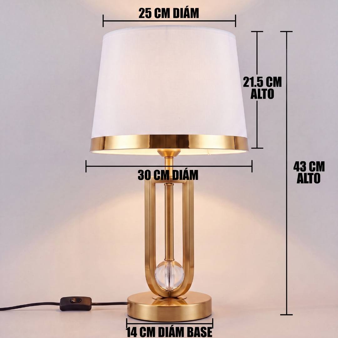 Dimensiones de la lámpara de mesa Diana: 43 cm de alto total