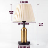 Dimensiones de la lámpara de mesa Stella: 44 cm de alto total